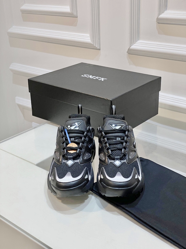 ルイヴィトン靴側面デザイン